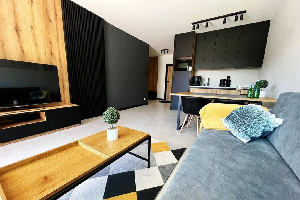 Apartament Twierdza Z Widokiem Na Jezioro Ostróda Exterior foto