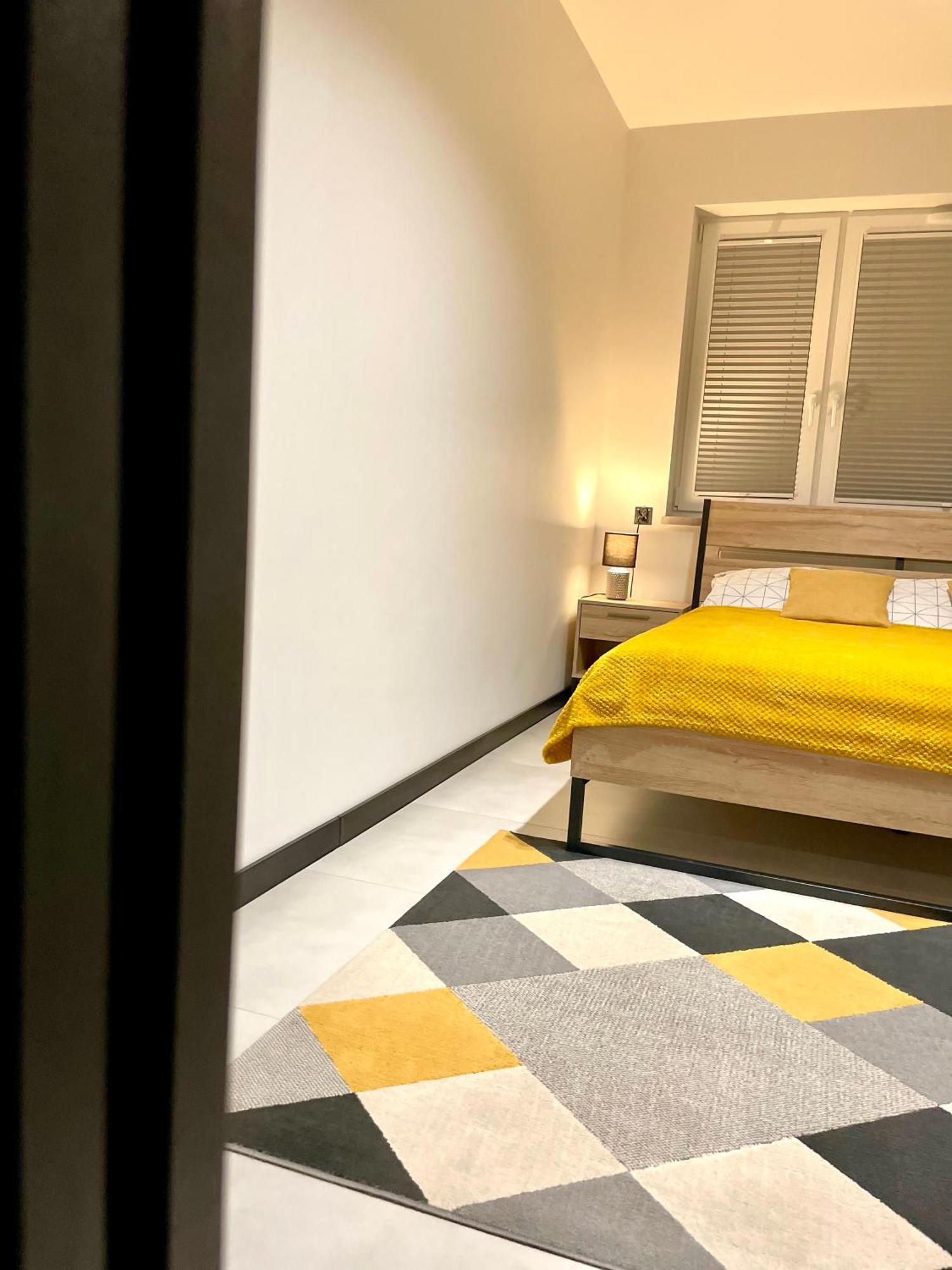 Apartament Twierdza Z Widokiem Na Jezioro Ostróda Exterior foto